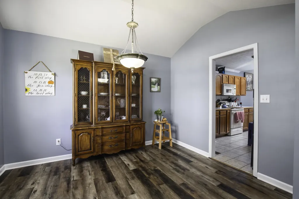 212 Woodfield Way Nicholasville KY 40356