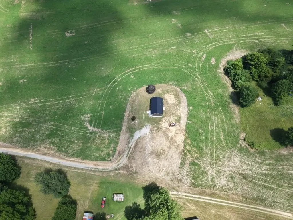 6715 E Highway 70 Eubank KY 42567