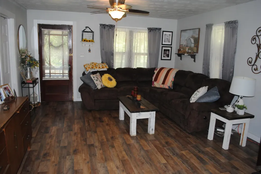 255 Key Highway 501 Waynesburg KY 40489