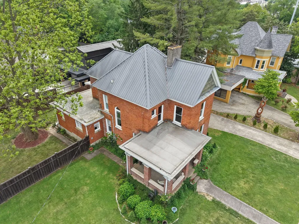 301 W Columbia Street Somerset KY 42501