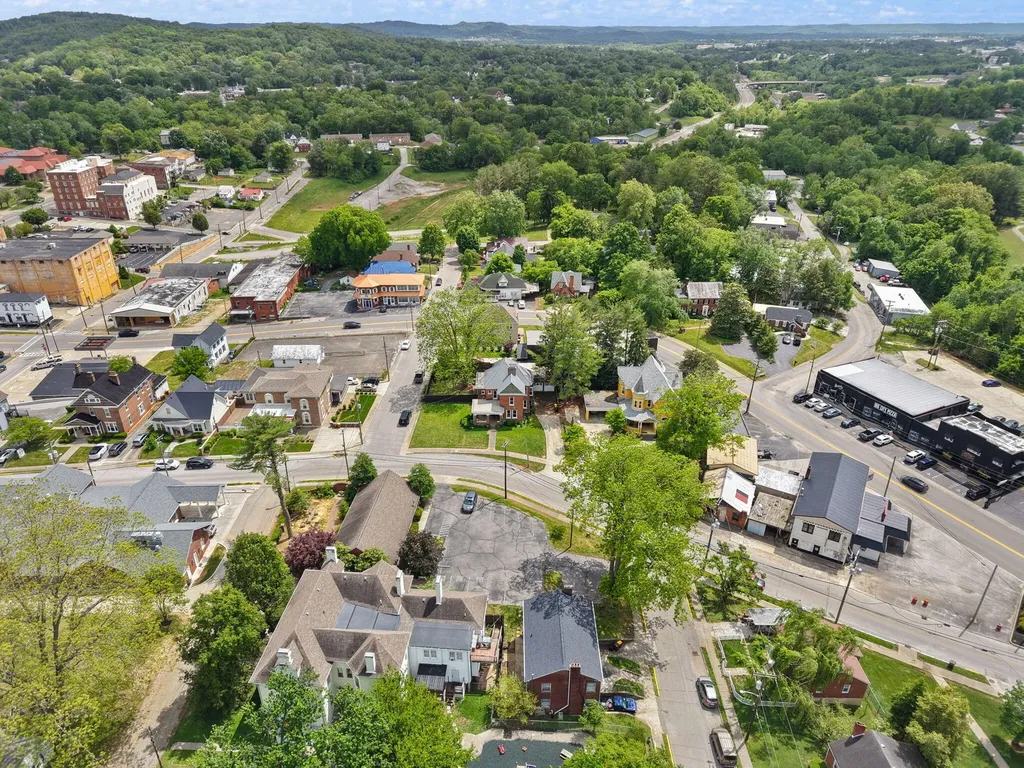 301 W Columbia Street Somerset KY 42501