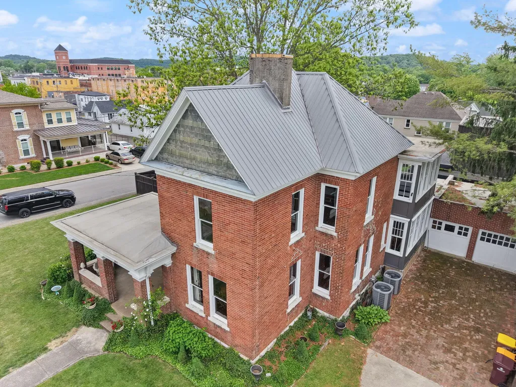 301 W Columbia Street Somerset KY 42501