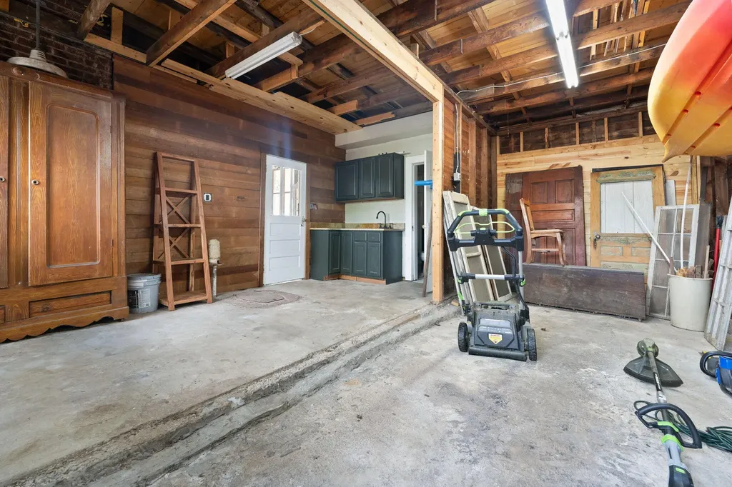 301 W Columbia Street Somerset KY 42501