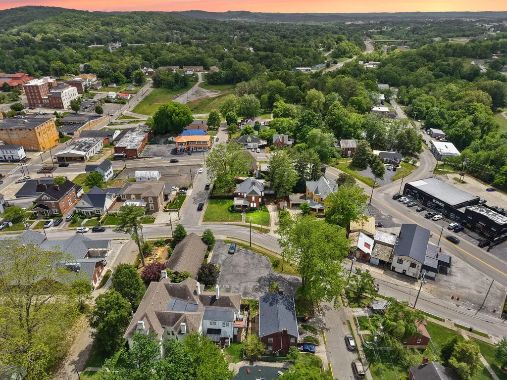 301 W Columbia Street Somerset KY 42501