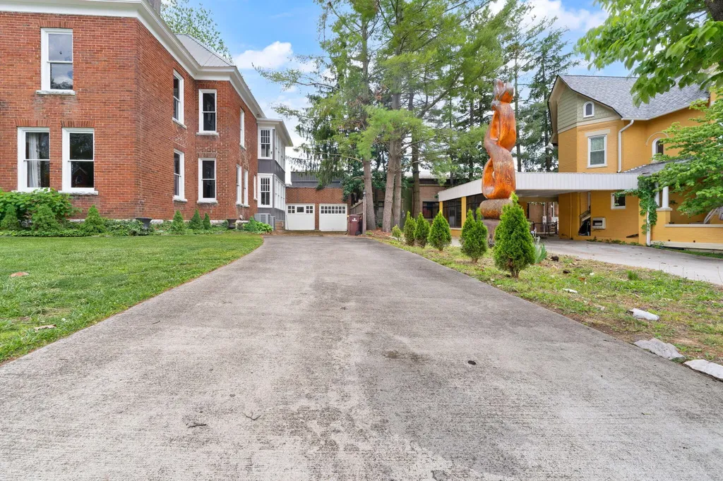 301 W Columbia Street Somerset KY 42501