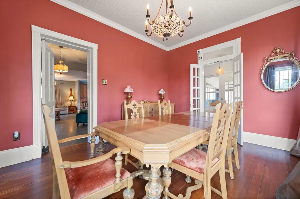 301 W Columbia Street Somerset KY 42501