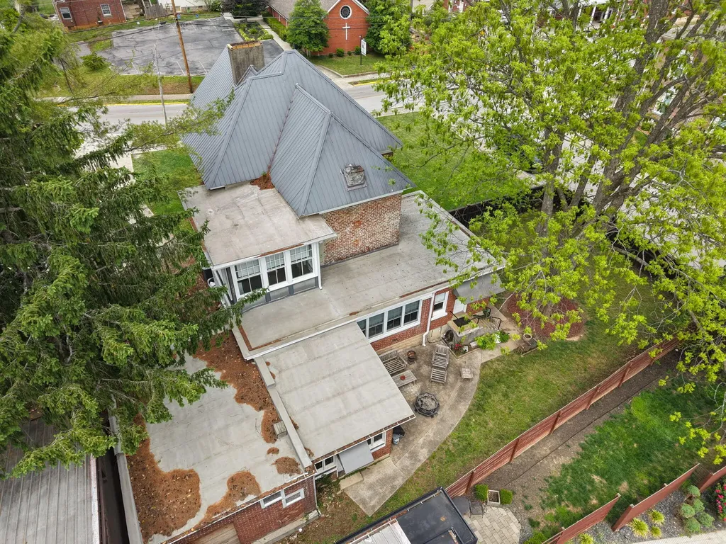 301 W Columbia Street Somerset KY 42501
