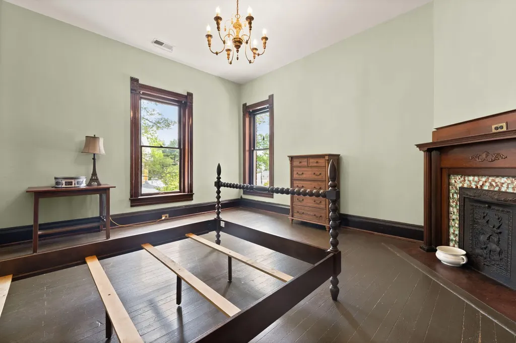 301 W Columbia Street Somerset KY 42501