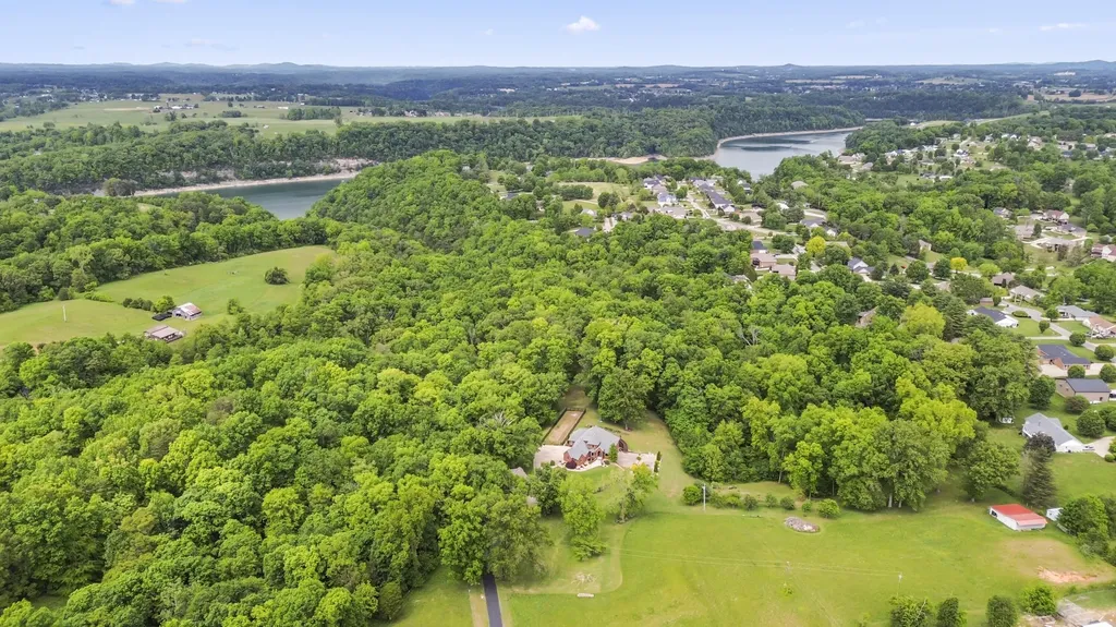 1836 Ferry Road Somerset KY 42503