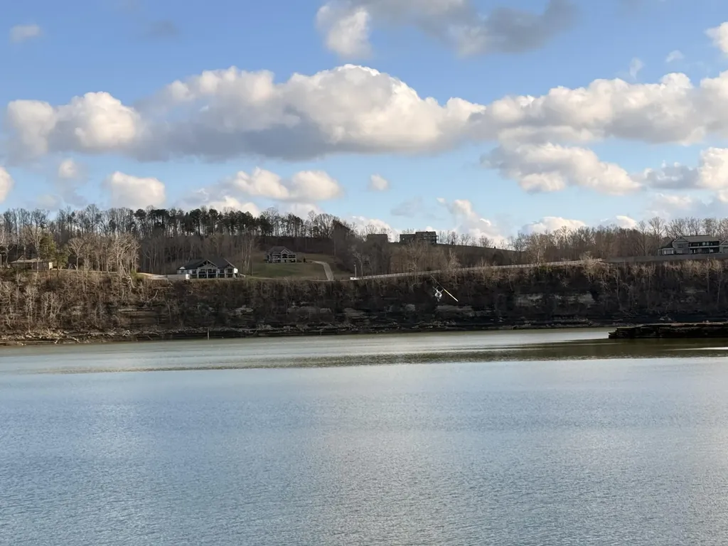 1836 Ferry Road Somerset KY 42503