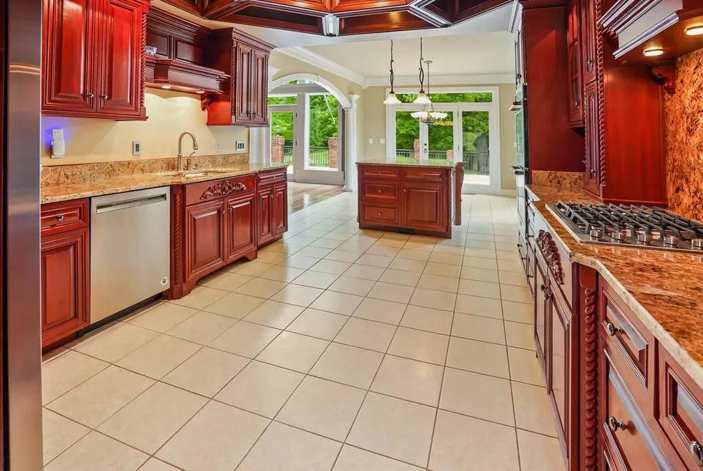 1836 Ferry Road Somerset KY 42503