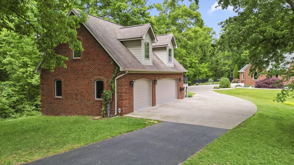 1836 Ferry Road Somerset KY 42503