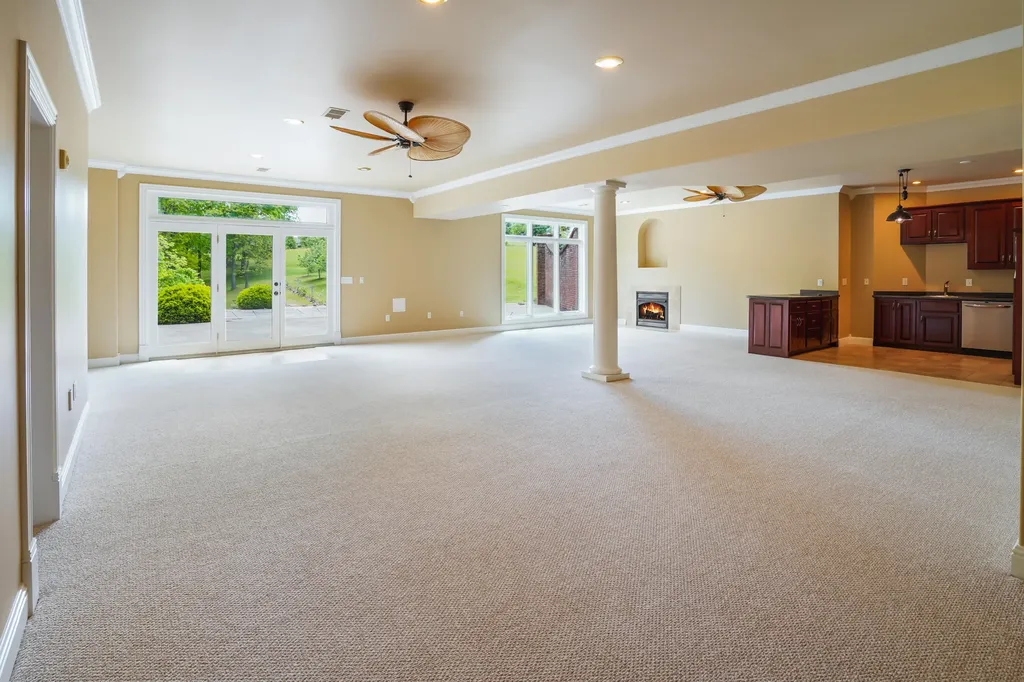 1836 Ferry Road Somerset KY 42503