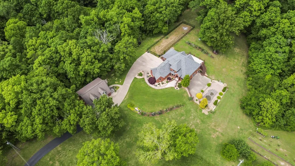 1836 Ferry Road Somerset KY 42503