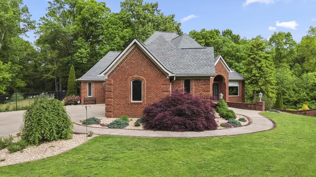1836 Ferry Road Somerset KY 42503