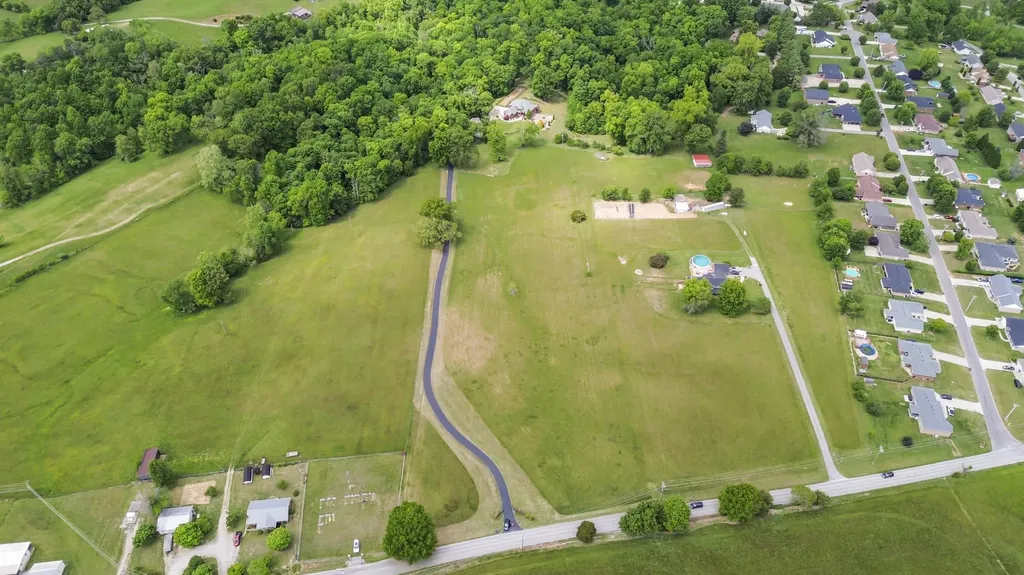 1836 Ferry Road Somerset KY 42503
