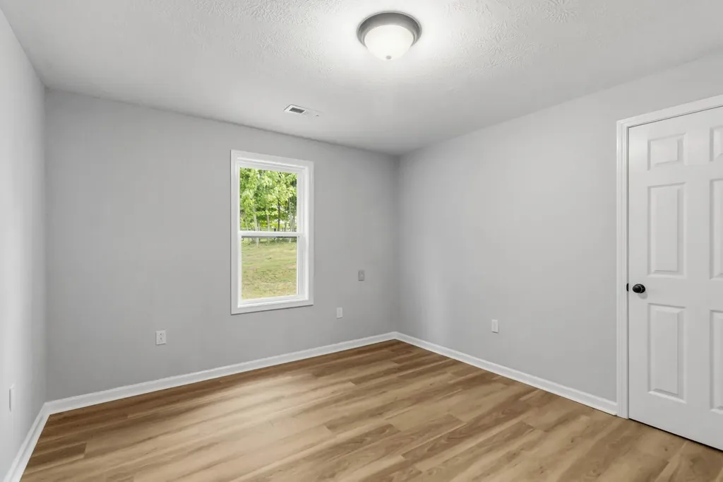 3135 Kentucky 1781 Waynesburg KY 40489