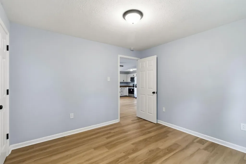 3135 Kentucky 1781 Waynesburg KY 40489