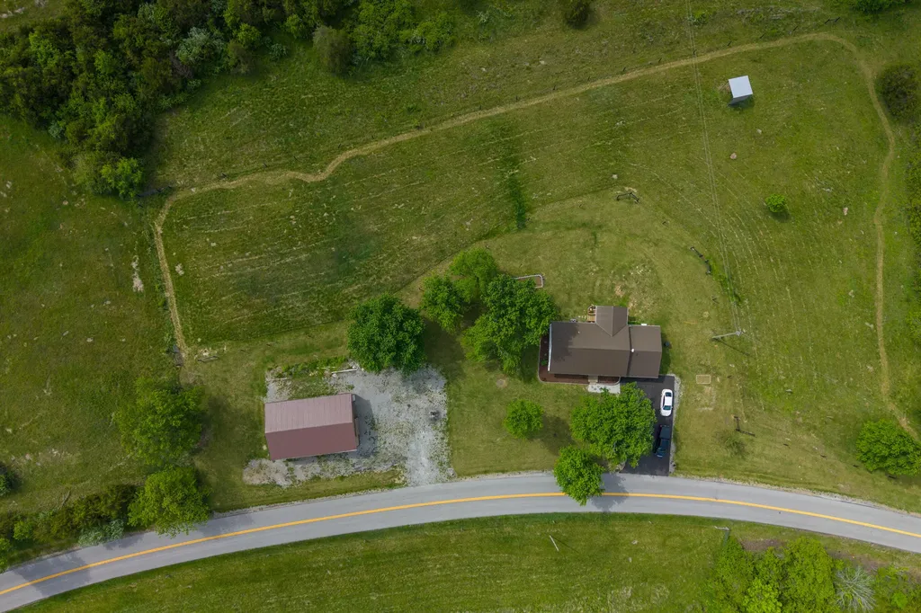 3400 Talmage Mayo Road Salvisa KY 40372