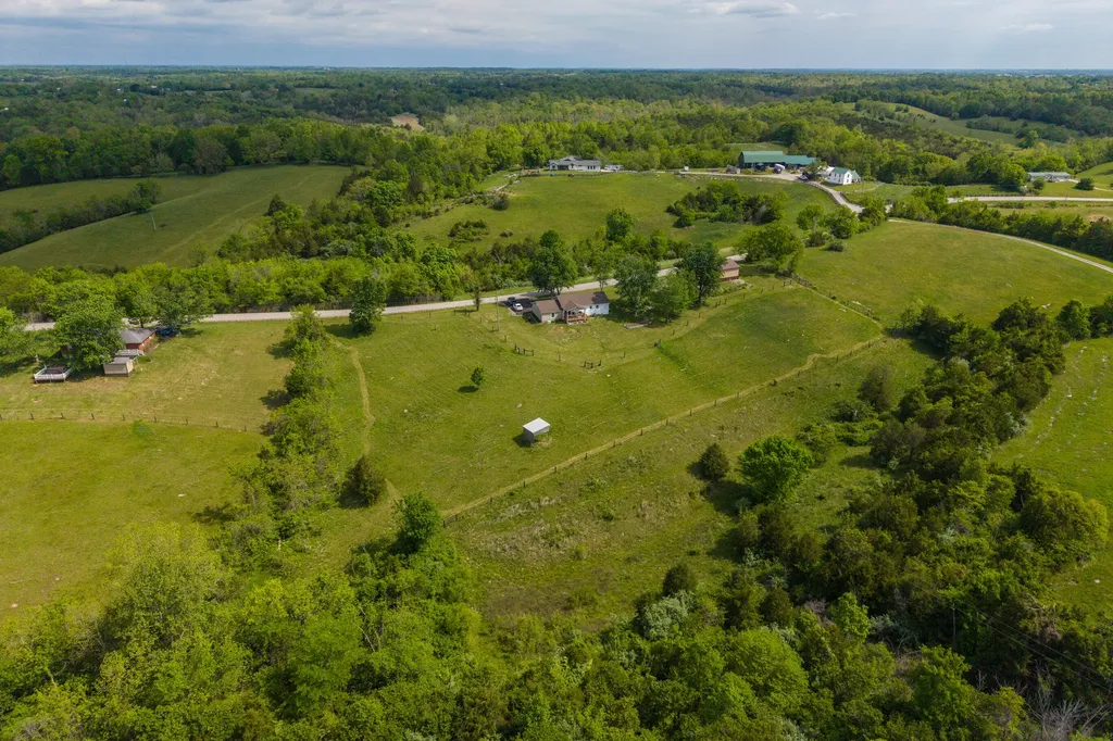 3400 Talmage Mayo Road Salvisa KY 40372