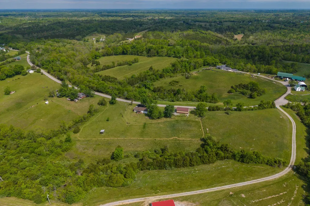 3400 Talmage Mayo Road Salvisa KY 40372