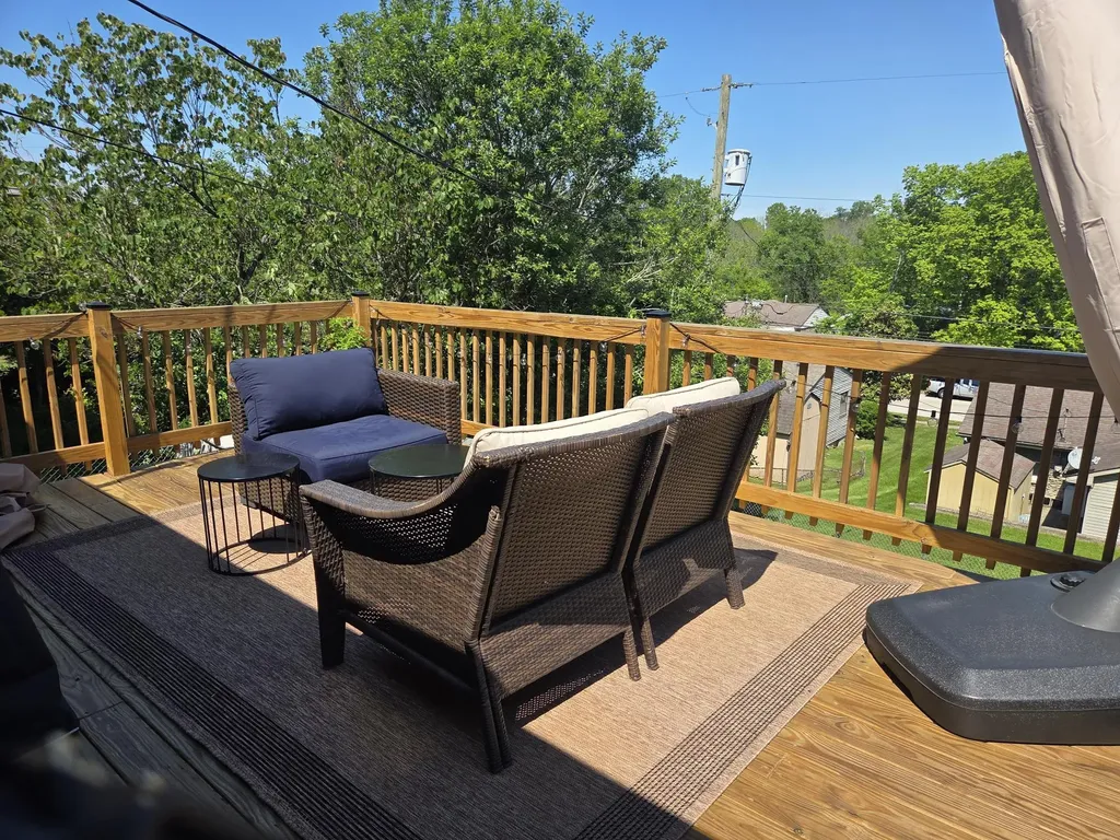 414 Creekview Drive Paris KY 40361