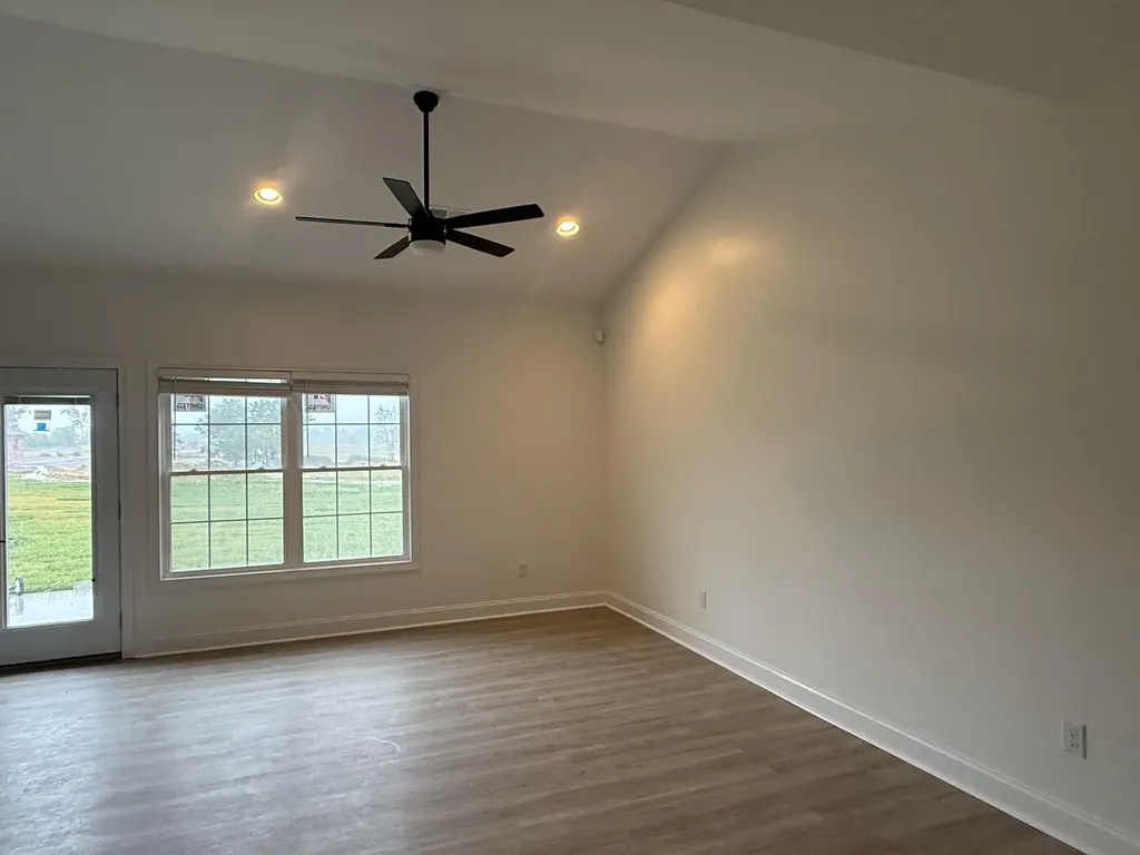 305 Cinchpost Circle London KY 40744