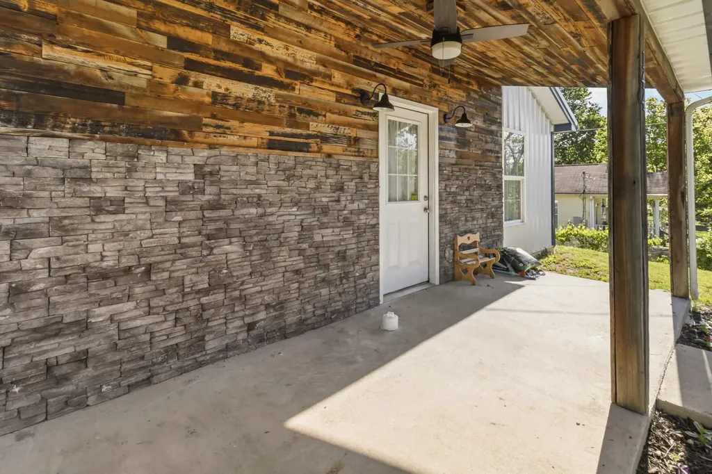 144 Liberty Avenue Berea KY 40403