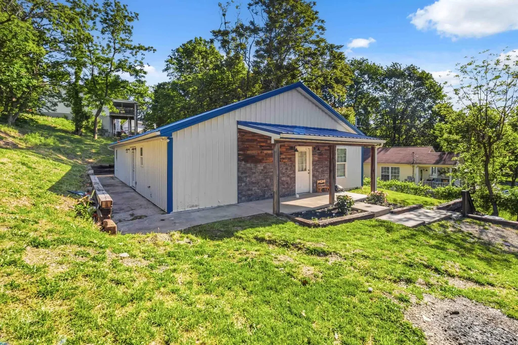 144 Liberty Avenue Berea KY 40403
