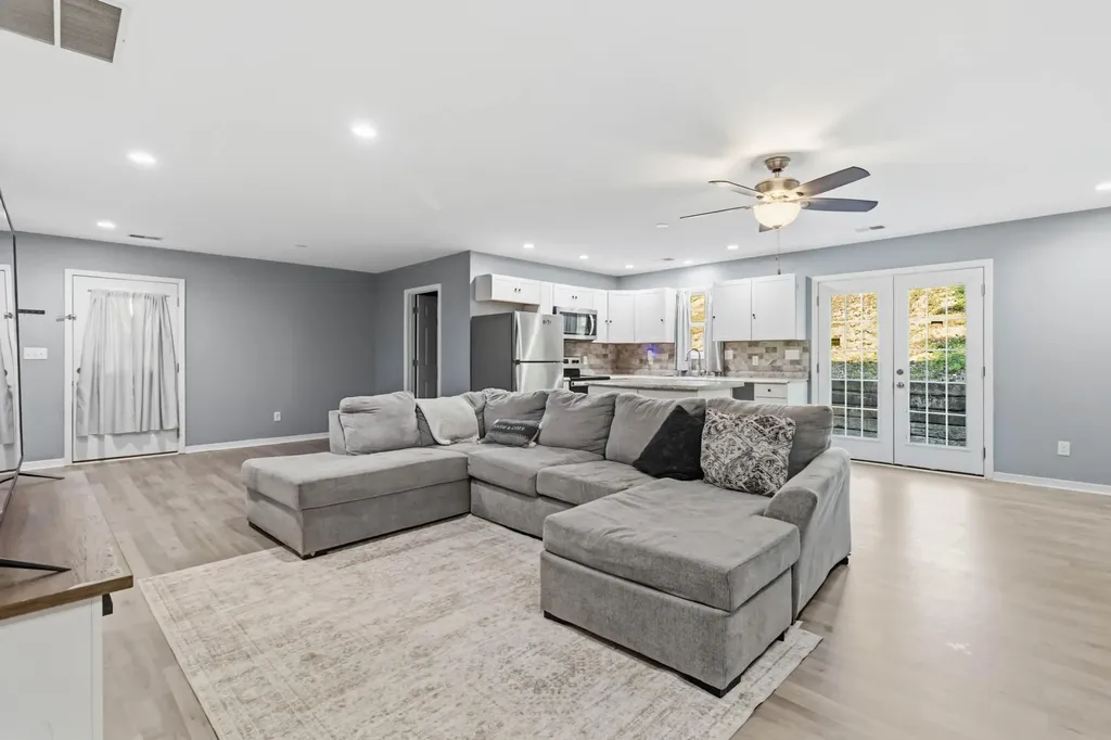 144 Liberty Avenue Berea KY 40403