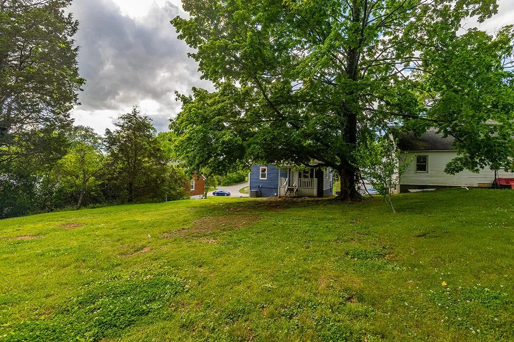 135 Lyons Drive Frankfort KY 40601