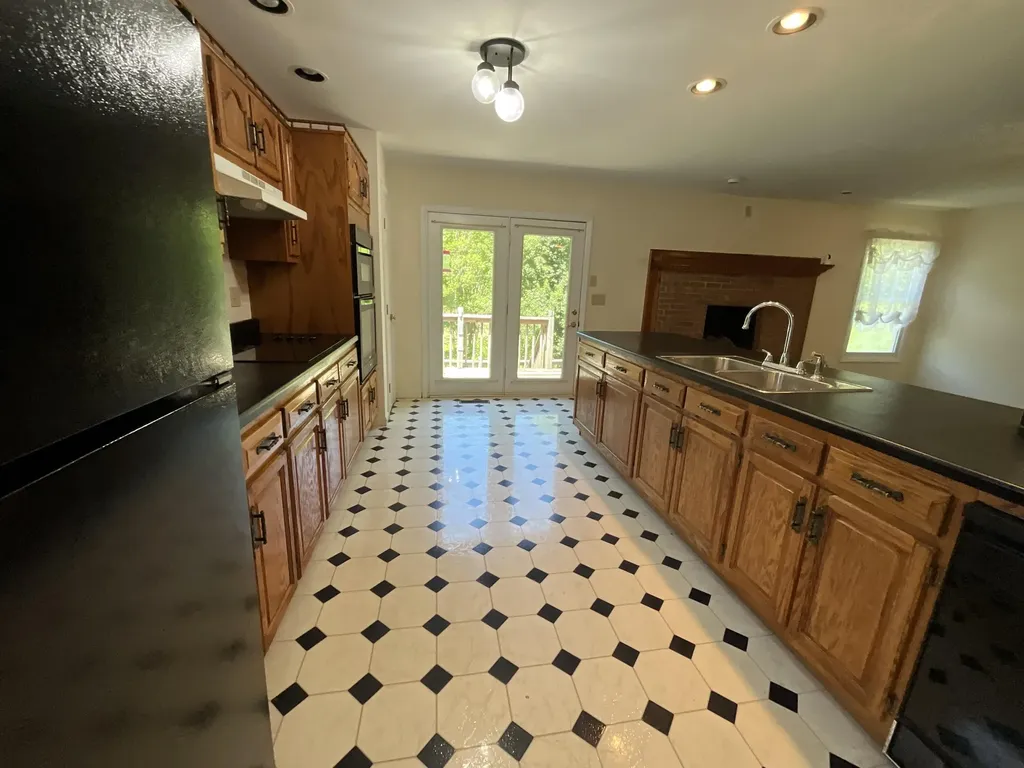 56 Tim Morgan Road Whitley City KY 42653
