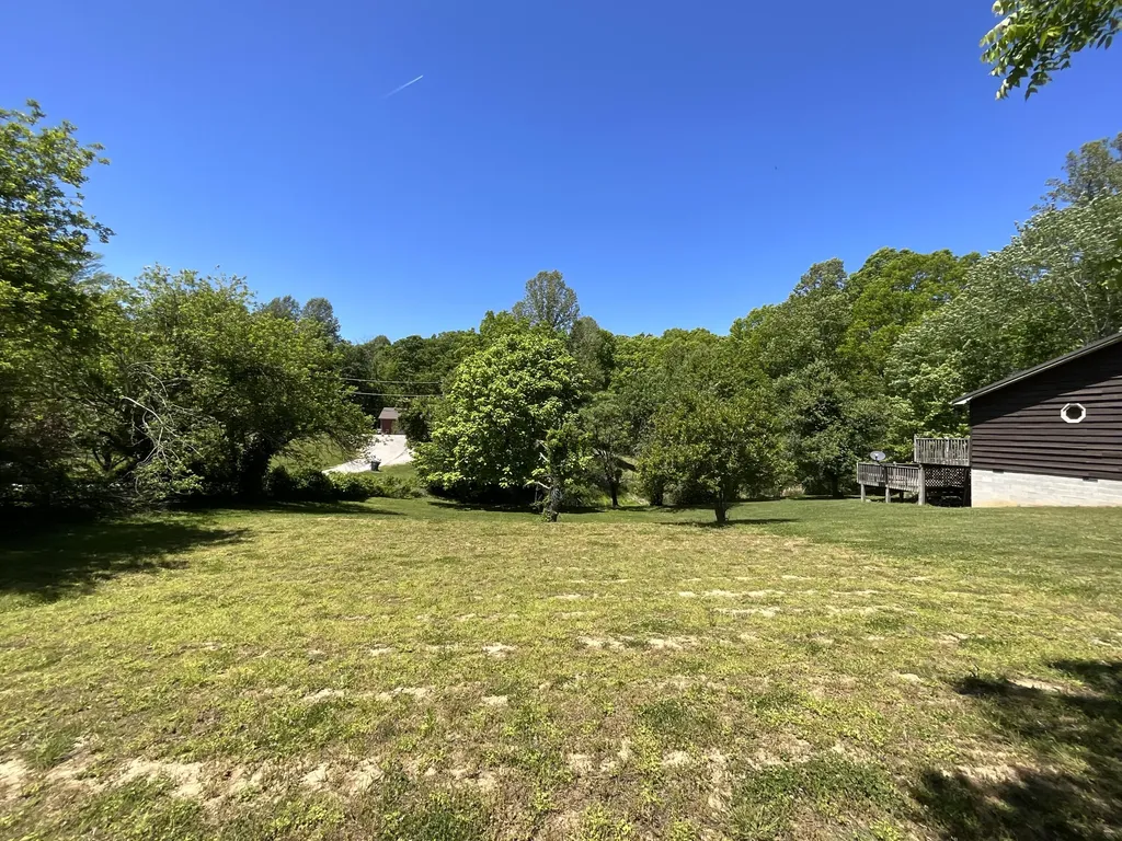 56 Tim Morgan Road Whitley City KY 42653