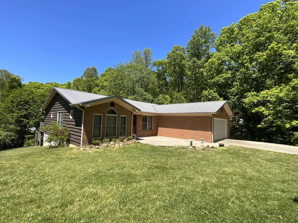 56 Tim Morgan Road Whitley City KY 42653