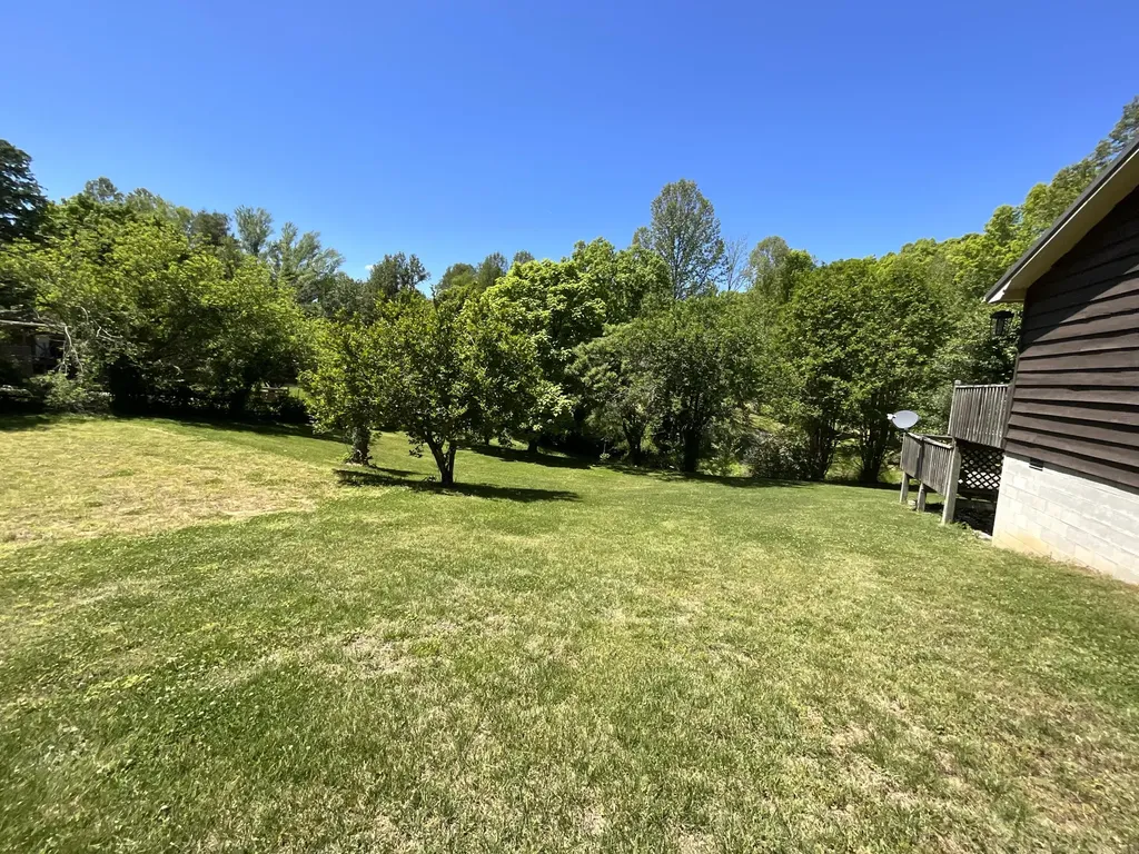 56 Tim Morgan Road Whitley City KY 42653