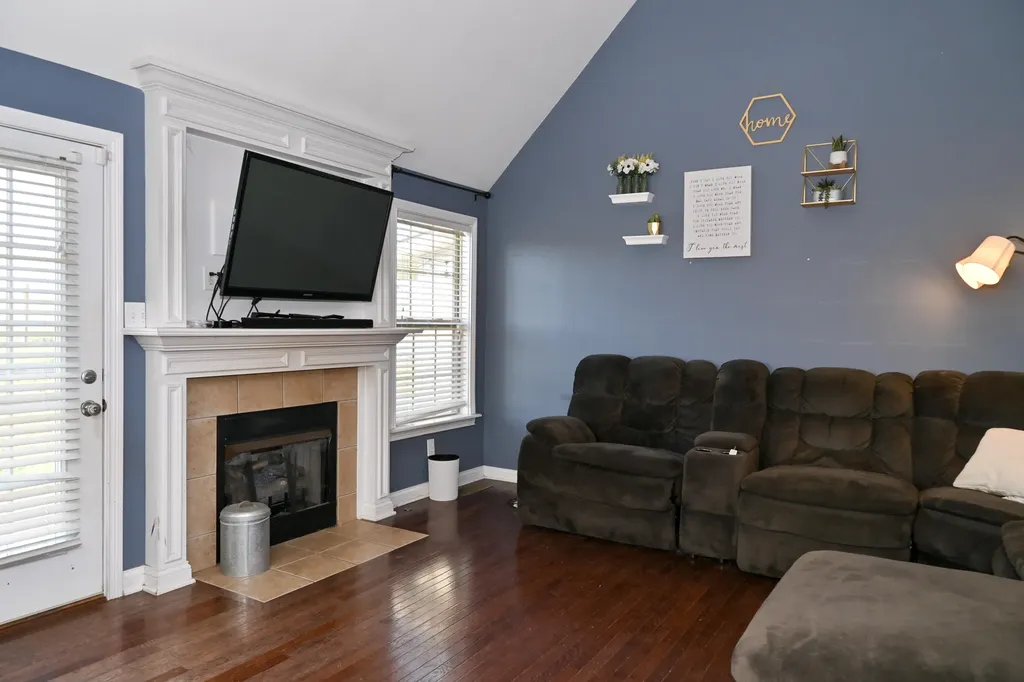 160 Bernie Trail Nicholasville KY 40356