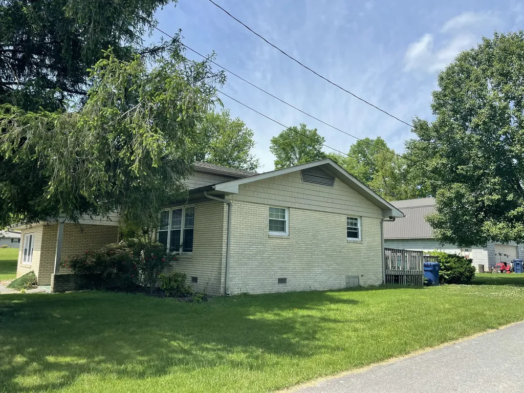 1015 Old Wilson Lane Middlesboro KY 40965