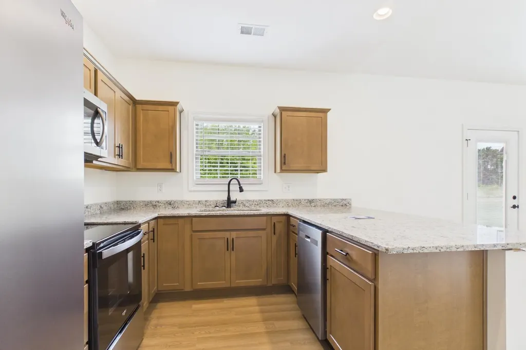 105 Canter Drive London KY 40744
