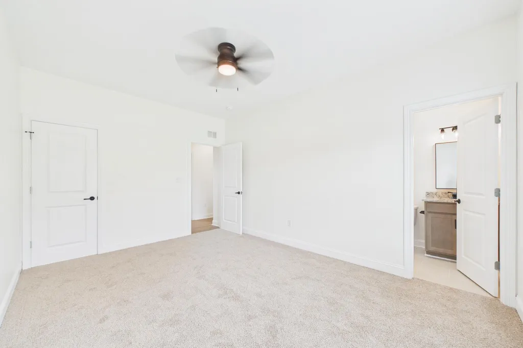 105 Canter Drive London KY 40744