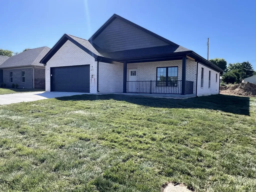 107 Canter Drive London KY 40744