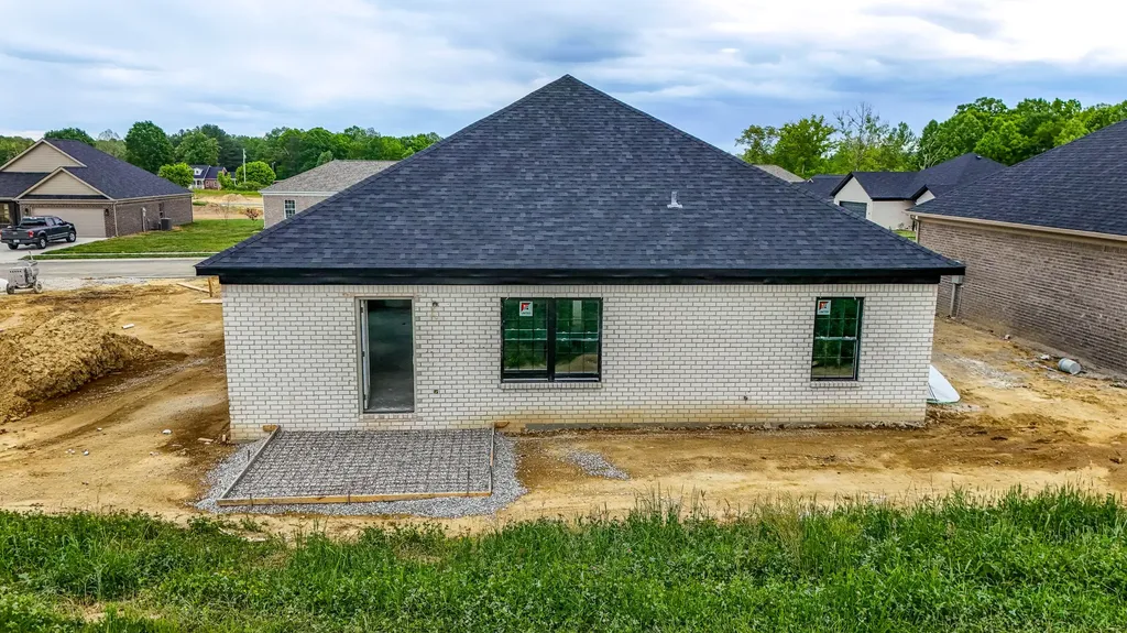 107 Canter Drive London KY 40744