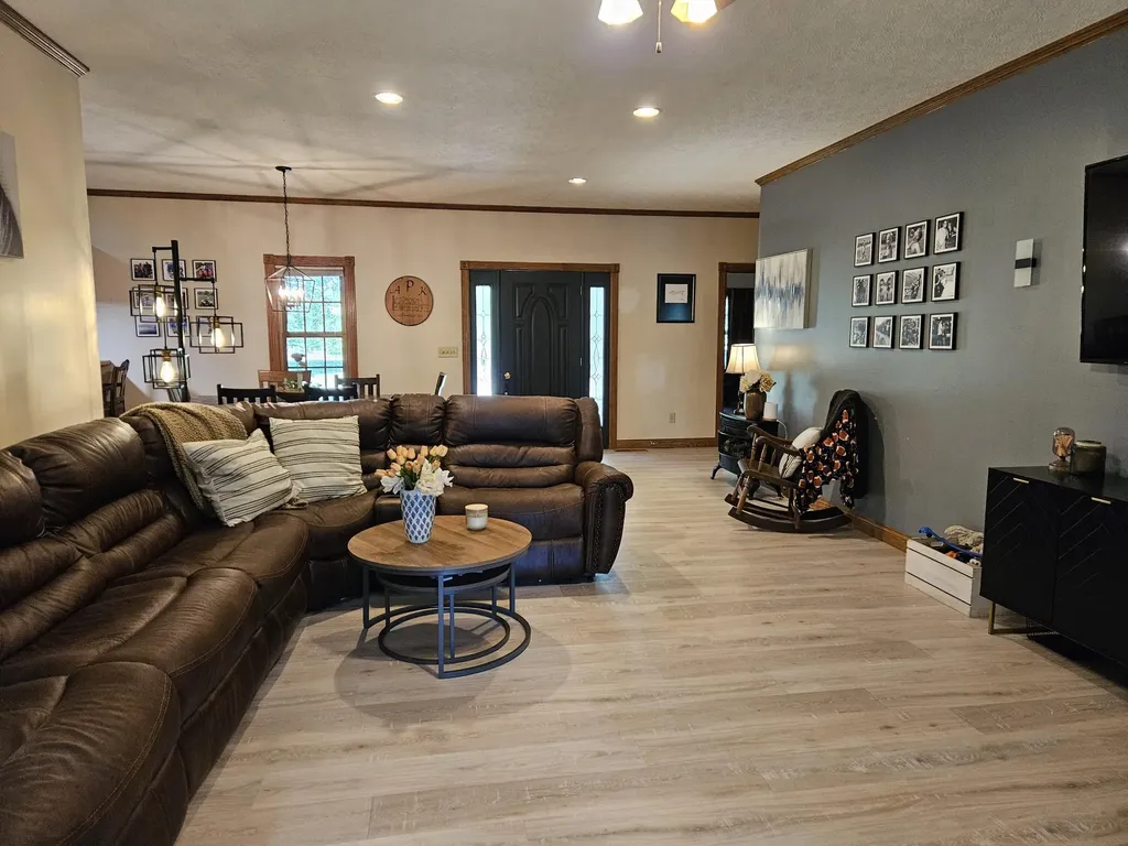 1166 Woodrum Ridge Road Liberty KY 42539