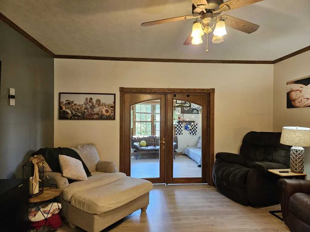 1166 Woodrum Ridge Road Liberty KY 42539