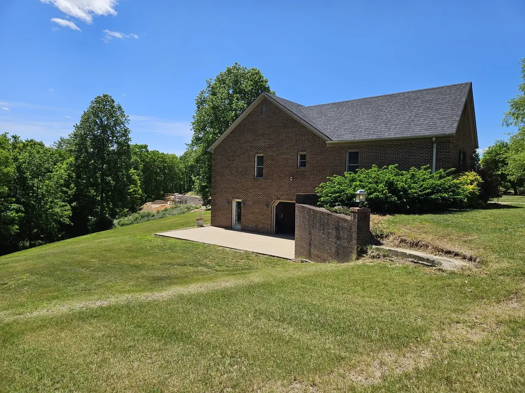 1166 Woodrum Ridge Road Liberty KY 42539