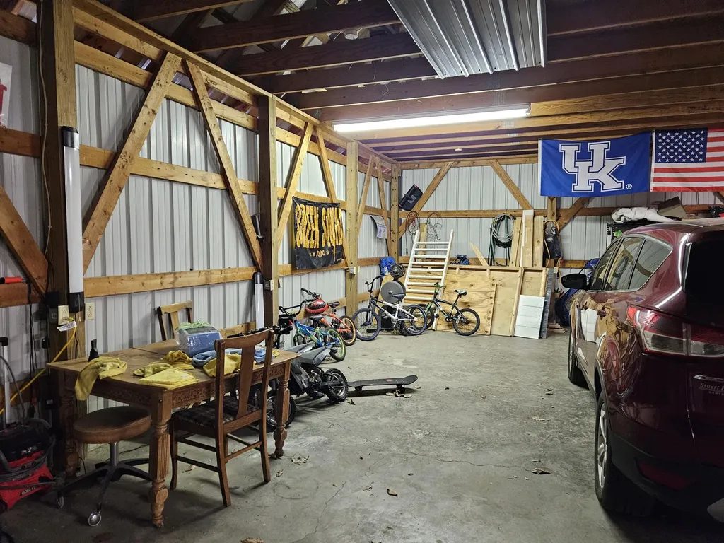 1166 Woodrum Ridge Road Liberty KY 42539