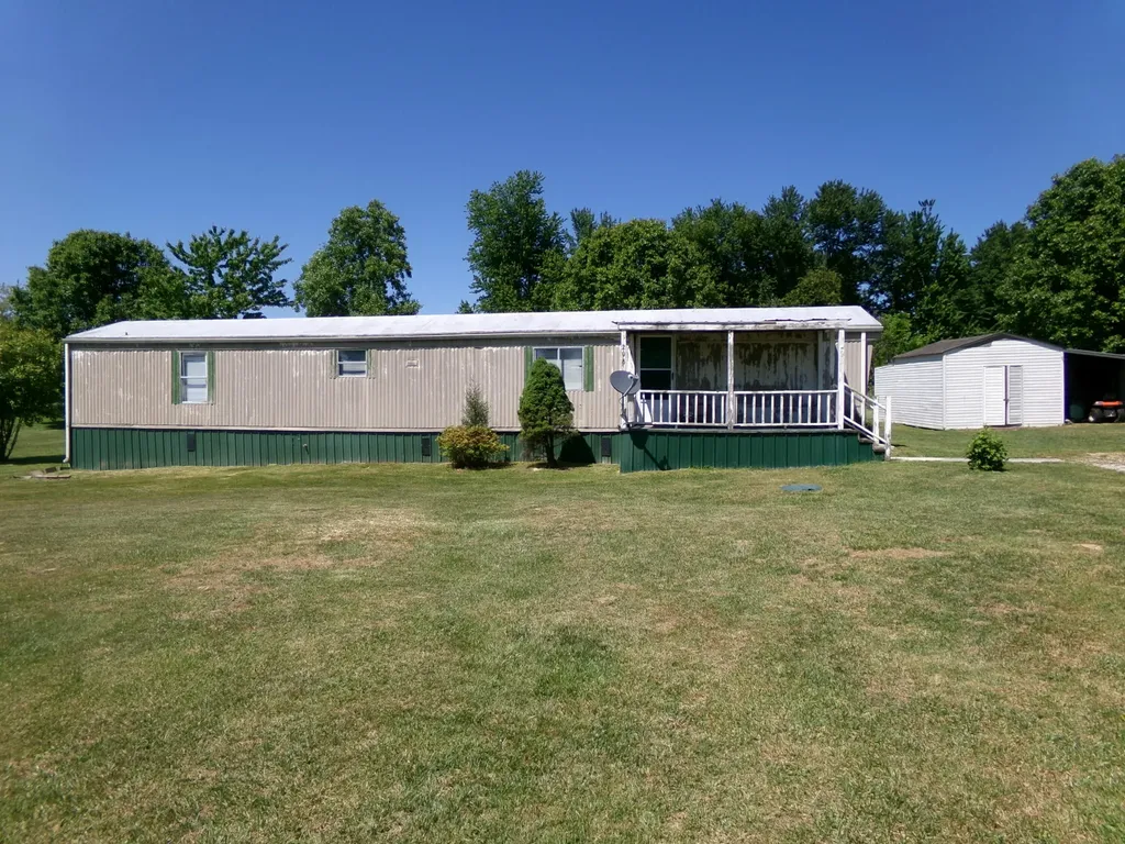 206 Waleto Street Jeffersonville KY 40337