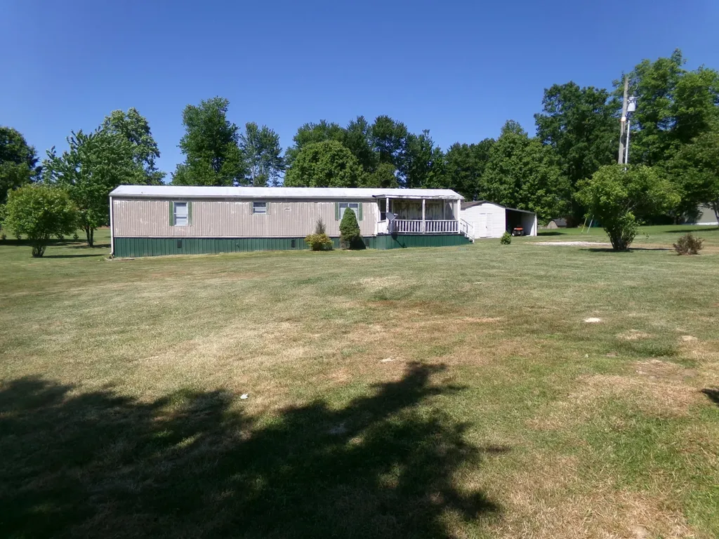 206 Waleto Street Jeffersonville KY 40337