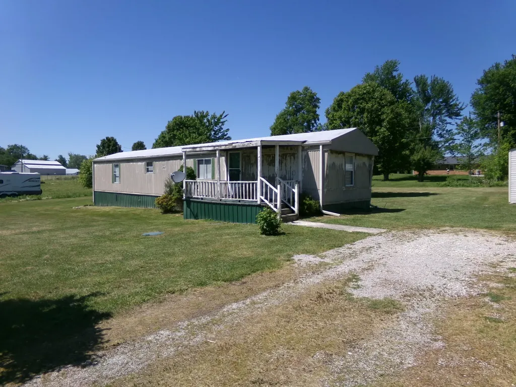 206 Waleto Street Jeffersonville KY 40337
