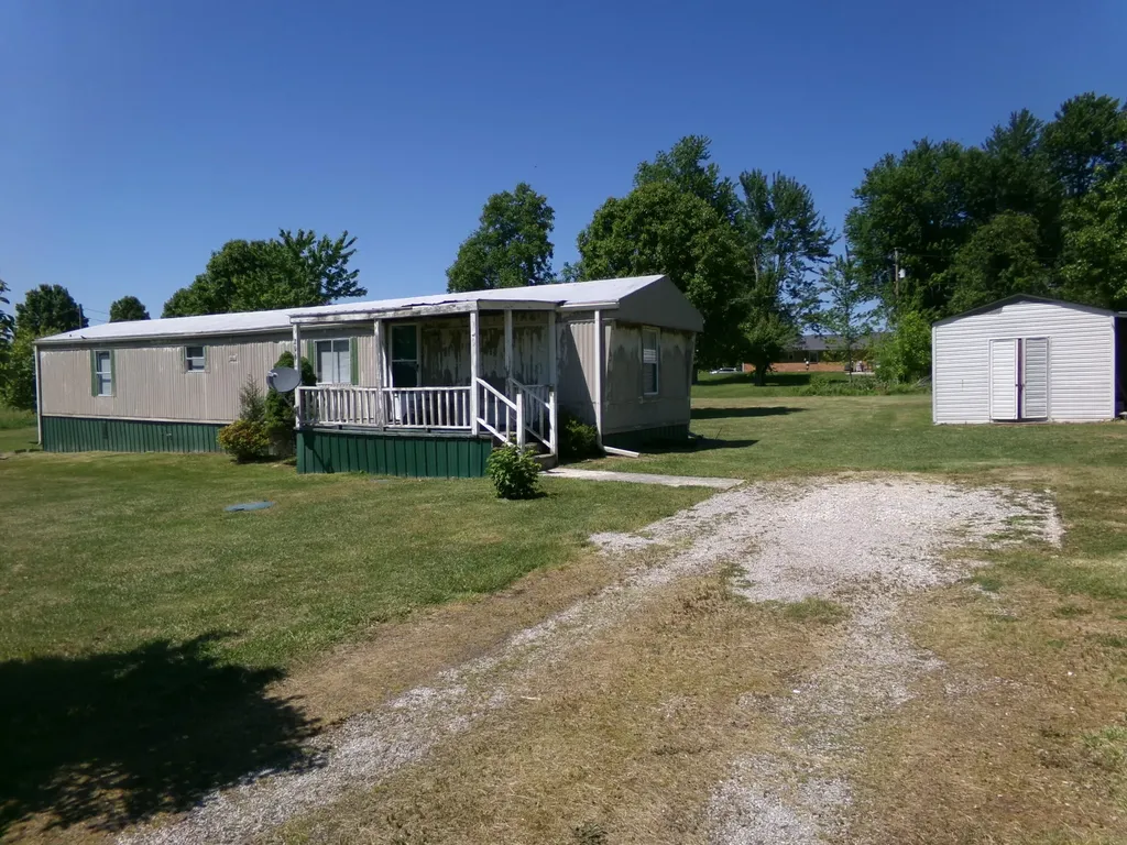 206 Waleto Street Jeffersonville KY 40337