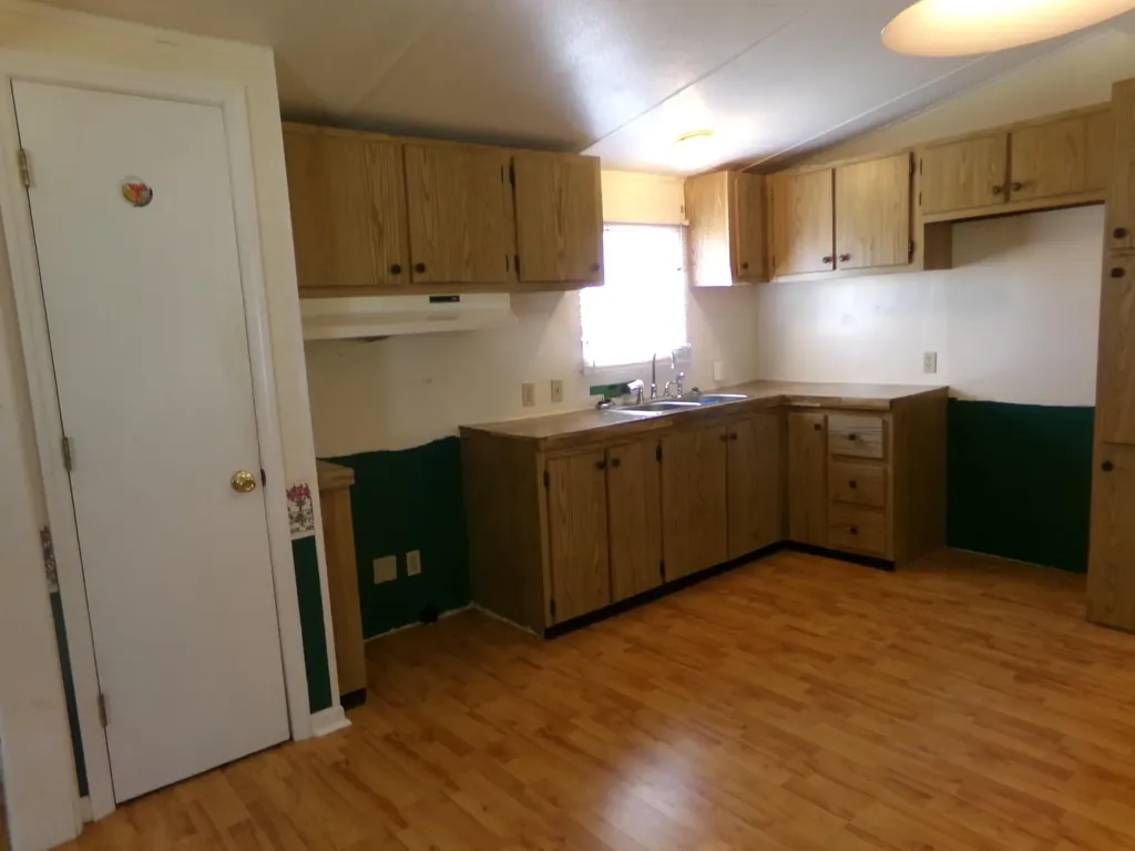 206 Waleto Street Jeffersonville KY 40337